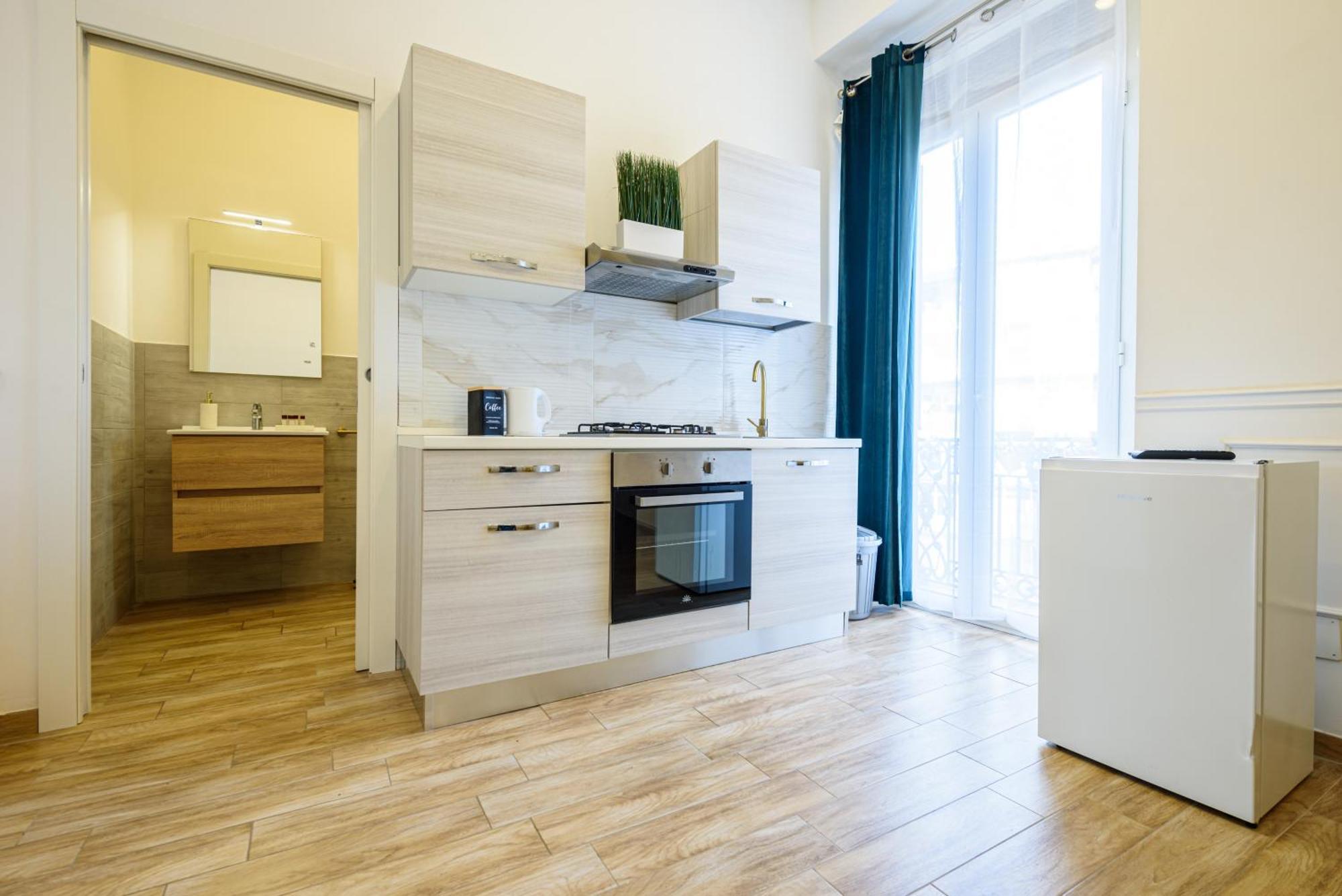 Luxury Apartment In Central City Naples Extérieur photo